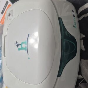 Hiccapop baby wipes warmer